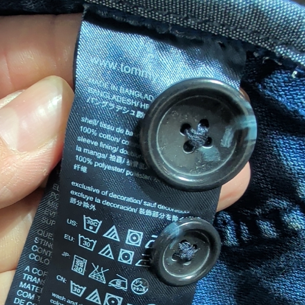 Tommy Hilfiger Classic Blue Denim Jacket - Picture 12 of 12